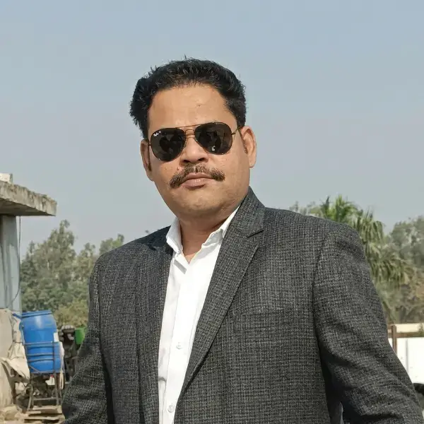 Senior Math Faculty Nirmal Tanwar Sir