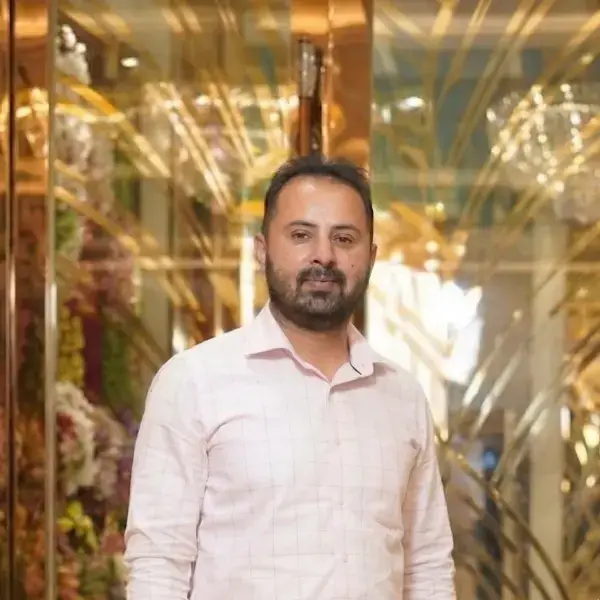 Chief Academic Head Shivam Panwar Sir